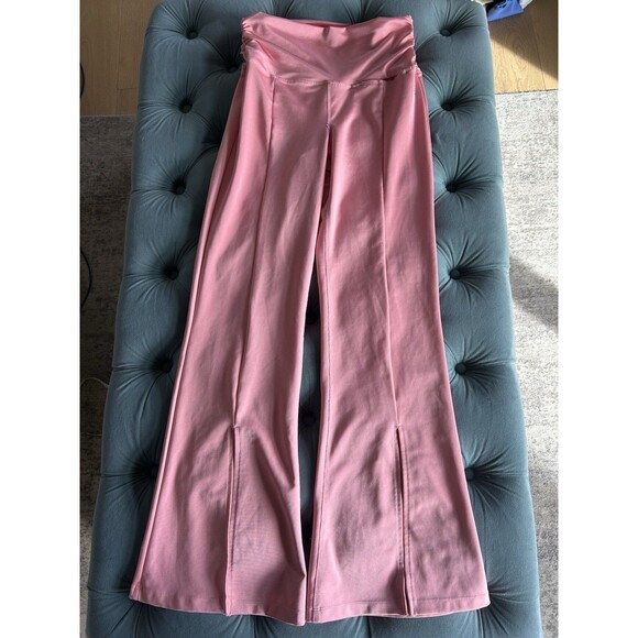 FP Movement Hot Shot Kick Flares Leggings Size Medium m Pink Lounge Athleisure - Picture 3 of 9